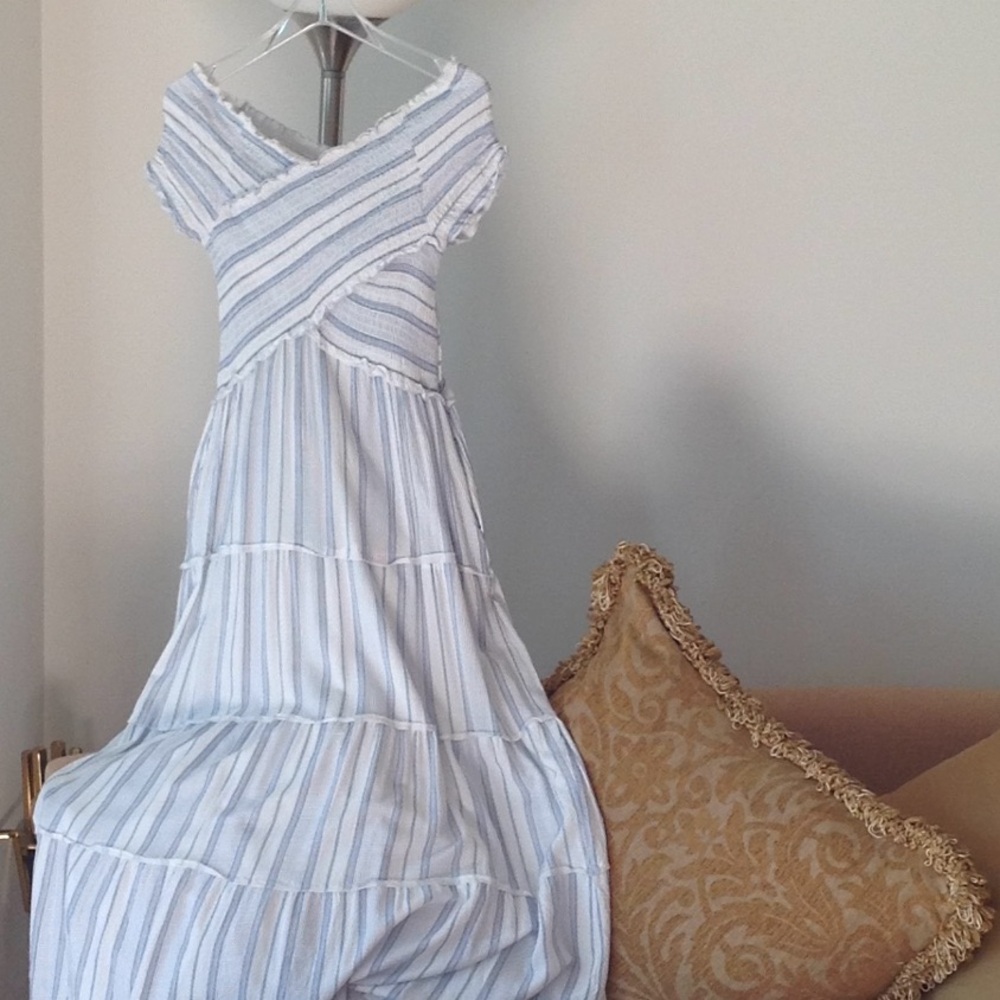 💙 Jessica Simpson - Cross Bodice Linen Maxi Dress - Picture 5 of 5